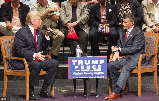 Michael Flynn with President Donald Trump in his presidential campaign.