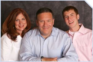 Mike Pompeo with his wife Susan and son Nick.
