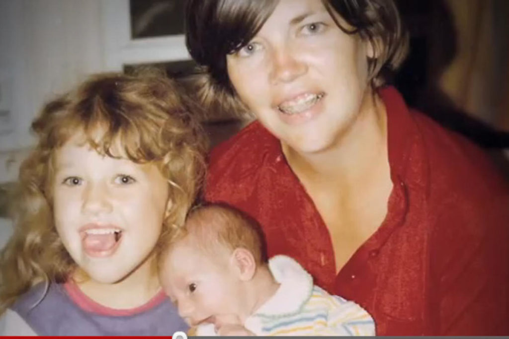 Elizabeth Warren with her two children.
