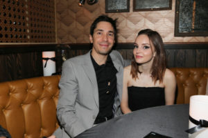 Justin Long and Lauren Mayberry are dating since 2016.
